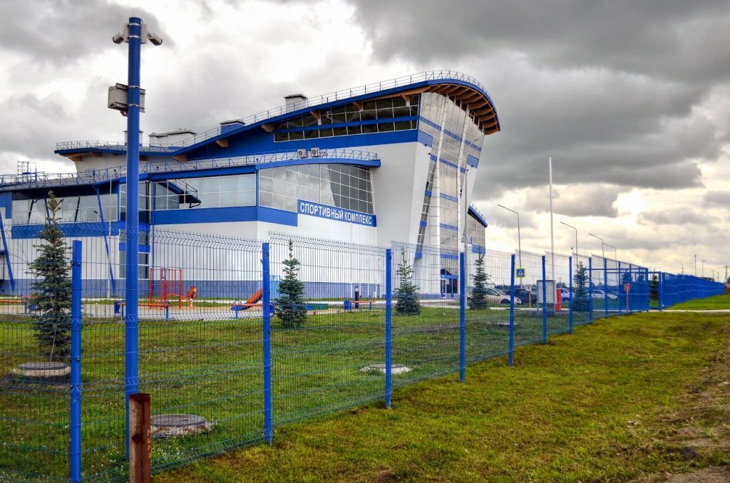 Ограждение спортивного комплекса a2f23adfe1570ddb18957f60119c7992.jpg